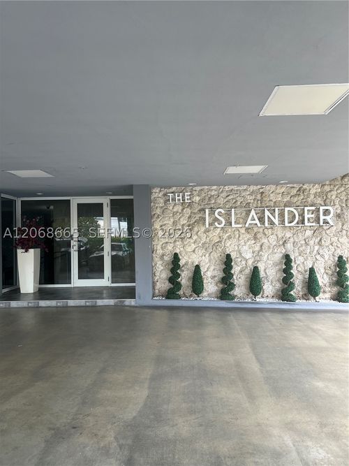 705-1255 Collins Ave, Miami Beach, FL, 33139-4643 | Card Image