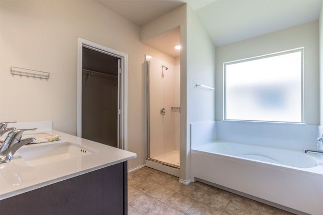 3008 Skinner Dr, House other with 3 bedrooms, 2 bathrooms and null parking in Lorena TX | Image 10