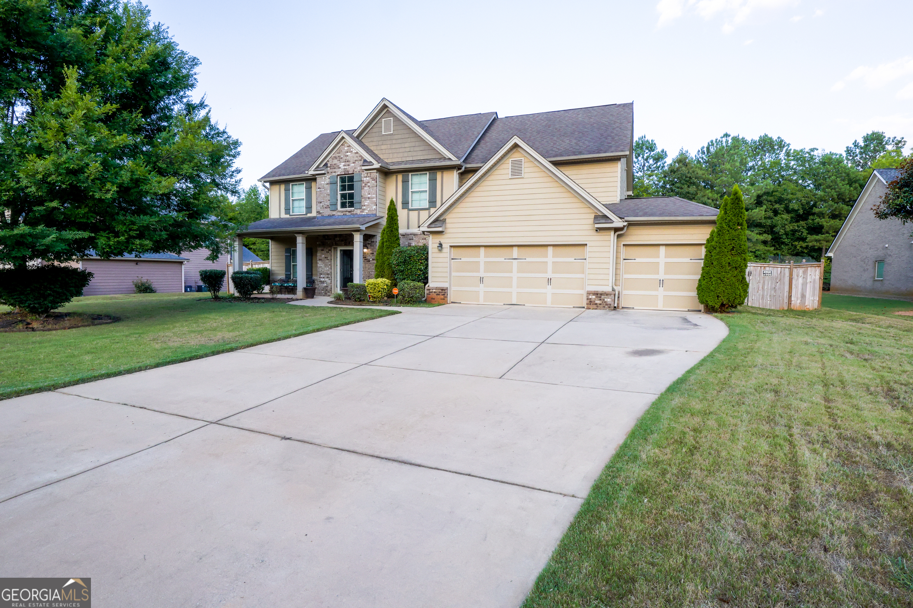 Shyre Lake Ln, Mcdonough, GA 30253