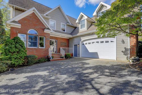 14 Laurel Ave, Toms River, NJ, 08753-6849 | Card Image