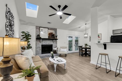 9870 Levenshall Dr, Ladson, SC, 29456-3843 | Card Image