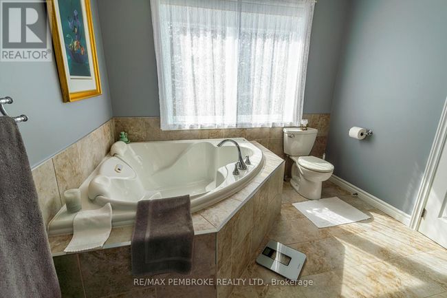 115 Island View Dr, House other with 3 bedrooms, 3 bathrooms and 15 parking in Golden Lake ON | Image 12