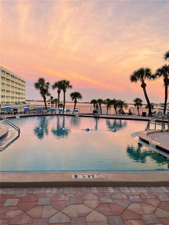 Harbour Club C sunrise view | Image 19