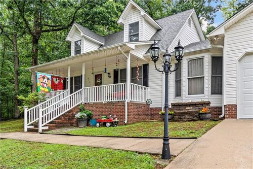 4721 Whisper Oak Dr, Trinity, NC, 27370-9363 | Card Image