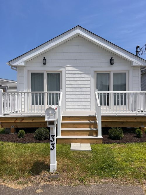 33 Elaine Rd, Milford, CT, 06460-7625 | Card Image