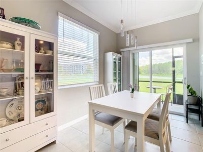 Dining area with views | Image 3