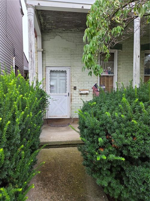 617 Edmond St, Bloomfield, PA, 15224-2047 | Card Image