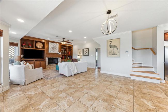 1339 Outrigger, House other with 3 bedrooms, 2 bathrooms and 1 parking in Tiki Island TX | Image 11