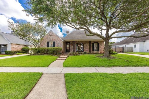 1738 Great Oak Dr, Baton Rouge, LA, 70810 | Card Image