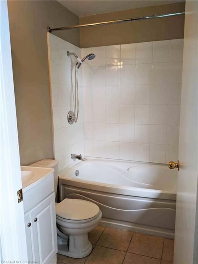 192 E 38 Th St, House other with 3 bedrooms, 2 bathrooms and 6 parking in Hamilton ON | Image 11