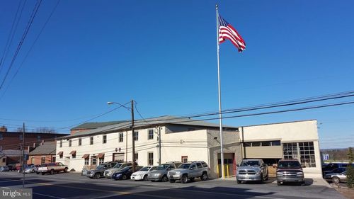 115 W Main St, SALUNGA, PA, 17538-1128 | Card Image