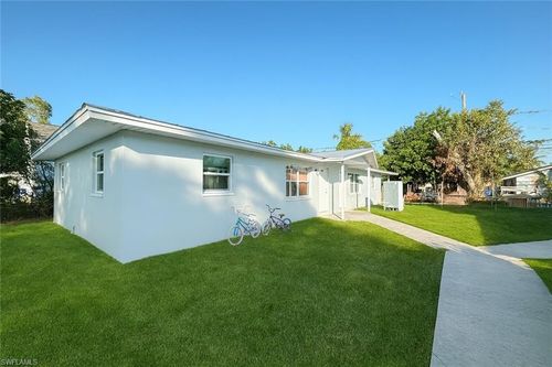 5453 11th Ave, FORT MYERS, FL, 33907-2805 | Card Image