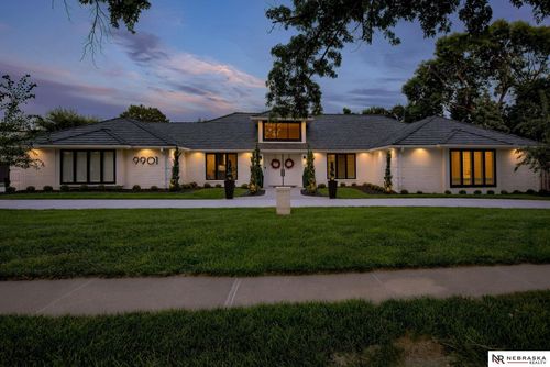 9901 Broadmoor Rd, Omaha, NE, 68114-4926 | Card Image