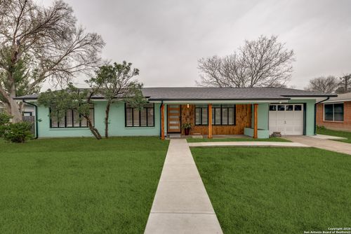 107 Waring Dr, San Antonio, TX, 78216-6827 | Card Image