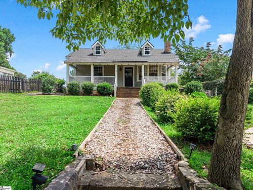 143 Broadway Ave, Tryon, NC, 28782-3701 | Card Image