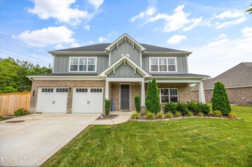 105 Ashton Fields Dr, Lenoir City, TN, 37772-2008 | Card Image