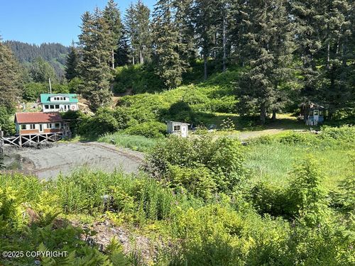 330 B St, Seldovia, AK, 99663 | Card Image