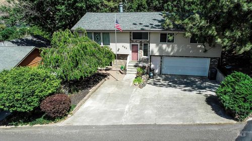 409 Garfield St, Asotin, WA, 99402-0198 | Card Image