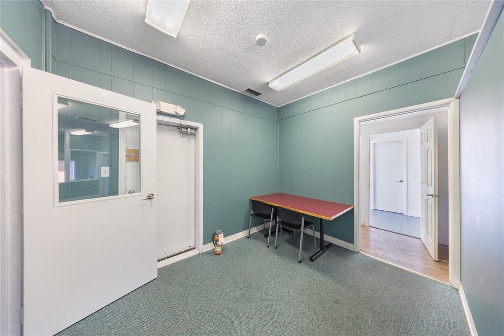 Commercial Sale in Sarnia 5