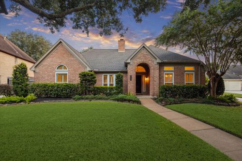 2663 Warwick Dr, League City, TX, 77573-5899 | Card Image