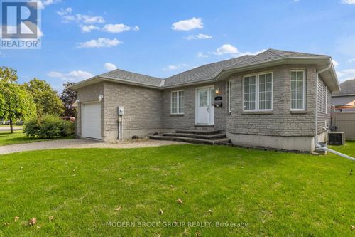 230 Beley Street, Brockville, ON, K6V7J7 | Card Image