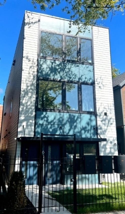 3-6455 S Saint Lawrence Ave, CHICAGO, IL, 60637-3328 | Card Image