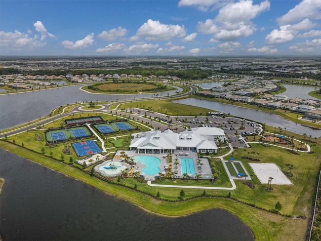 15344 Serene Shores Loop, House other with 4 bedrooms, 2 bathrooms and null parking in Bradenton FL | Image 51