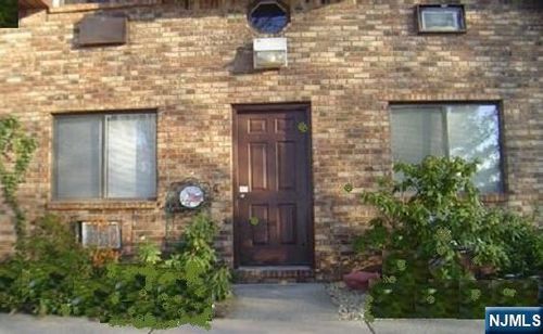2 Great Gorge Ter, Vernon, NJ, 07462-3801 | Card Image