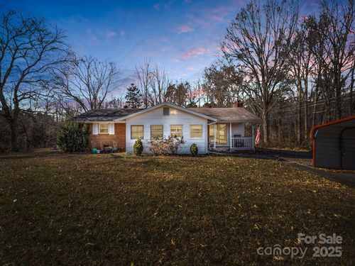 2072 Dean Ln, Lincolnton, NC, 28092-4356 | Card Image