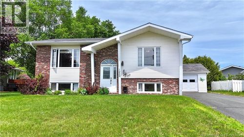 1230 Ocean Ridge Promenade, Bathurst, NB, E2A4R7 | Card Image