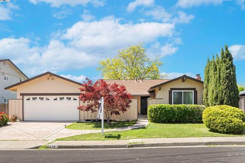 7476 Brookdale Ct, Dublin, CA, 94568-1771 | Card Image