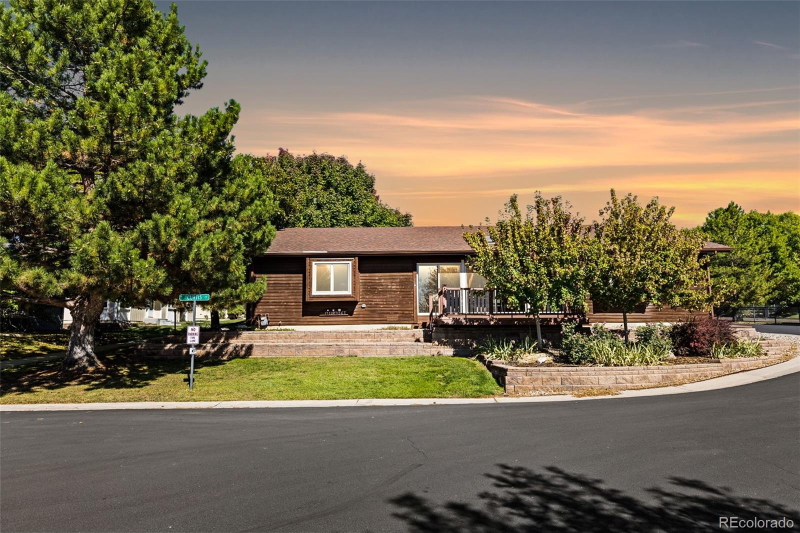 Curtis Ct, Broomfield, CO 80020