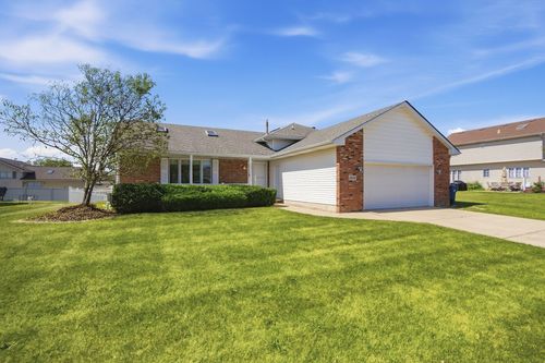 2968 Autumn Ln, Dyer, IN, 46311-2681 | Card Image