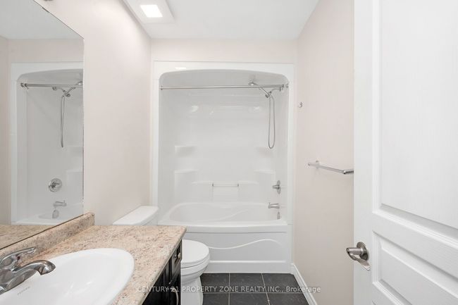 11 Ladybell Lane, House attached with 2 bedrooms, 3 bathrooms and 1 parking in Hannon ON | Image 30