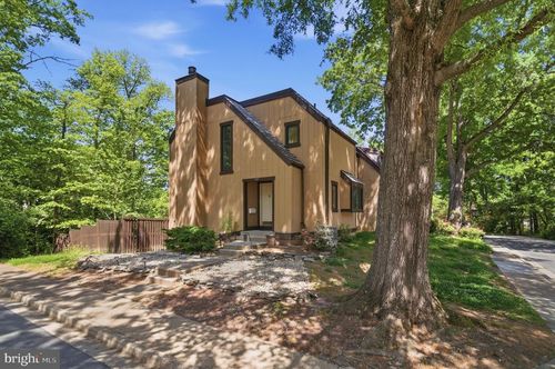 1509 Farsta Ct, RESTON, VA, 20190-4909 | Card Image