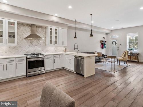 apt-1-3217 Warder St Nw, WASHINGTON, DC, 20010-3276 | Card Image