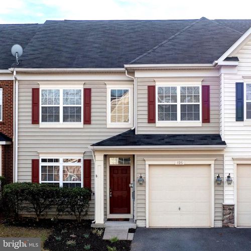 125 Carnoustie Ln, STEPHENS CITY, VA, 22655-6304 | Card Image