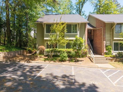 2102 Palmyra Dr Se, Marietta, GA, 30067-6682 | Card Image