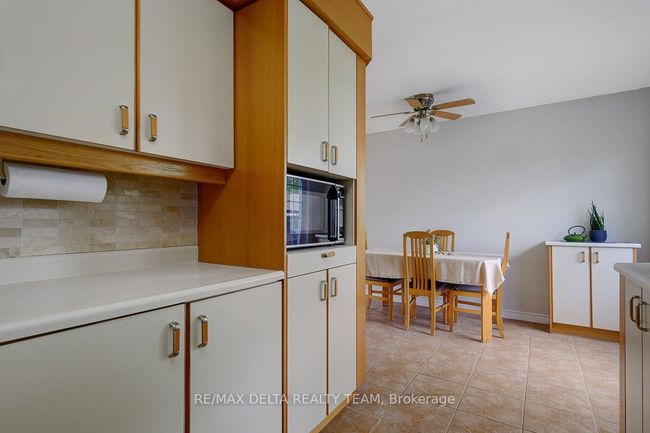 5041 Thunder Rd, House other with 4 bedrooms, 2 bathrooms and 5 parking in Carlsbad Springs ON | Image 14