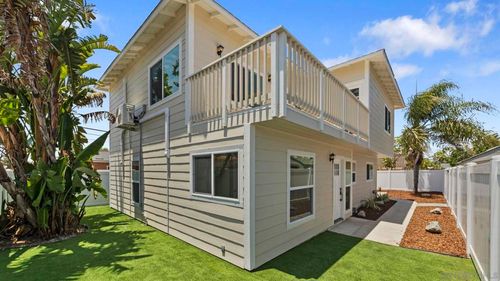 b-570 Emory St, Imperial Beach, CA, 91932-1556 | Card Image