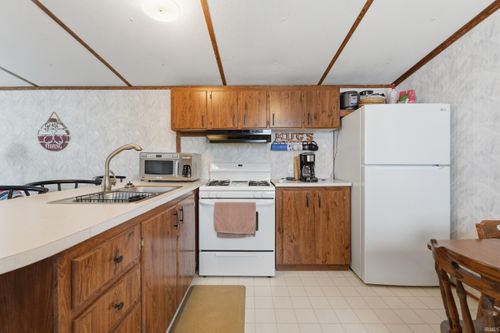 5755 S 075 W, Wolcottville, IN, 46795-8906 | Card Image