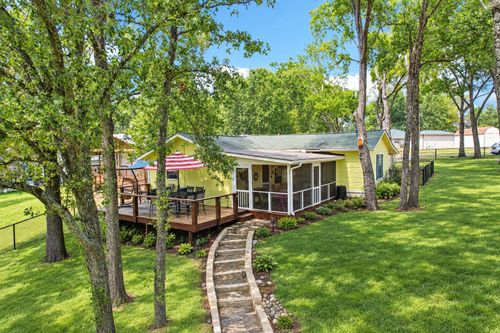 176 Bayside Cir, Malakoff, TX, 75148-3902 | Card Image