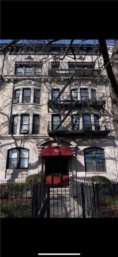 apt-2b-773 Eastern Pkwy, Brooklyn, NY, 11213-3429 | Card Image