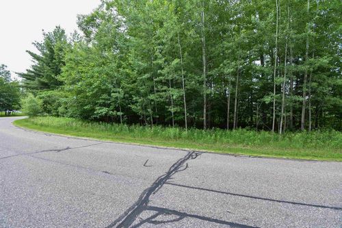 2416 Eagle Summit, STEVENS POINT, WI, 54482 | Card Image