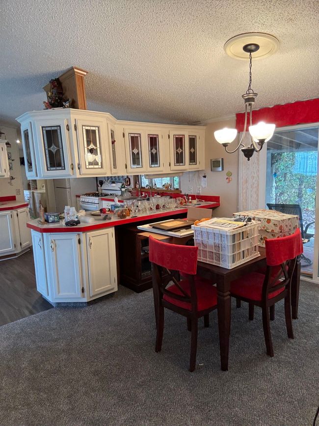 Dining Area | Image 18