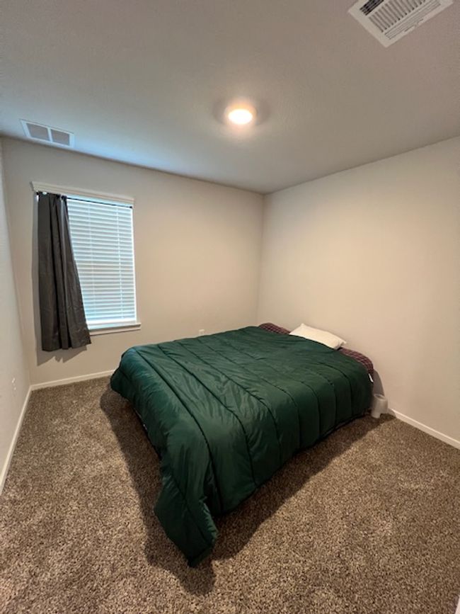 422 Pickel Dr, House other with 3 bedrooms, 2 bathrooms and 2 parking in Rockdale TX | Image 12