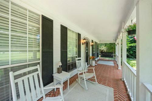 403 Westbrook St, Pinehurst, TX, 77362-3829 | Card Image