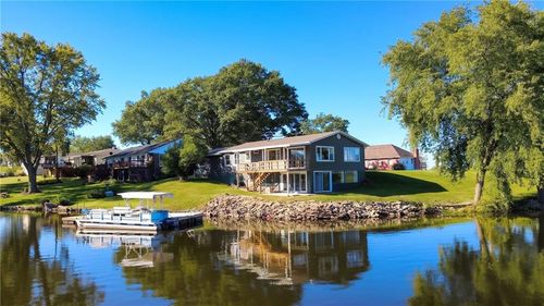 1206 Lake Trenton Dr, Trenton, MO, 64683-3286 | Card Image