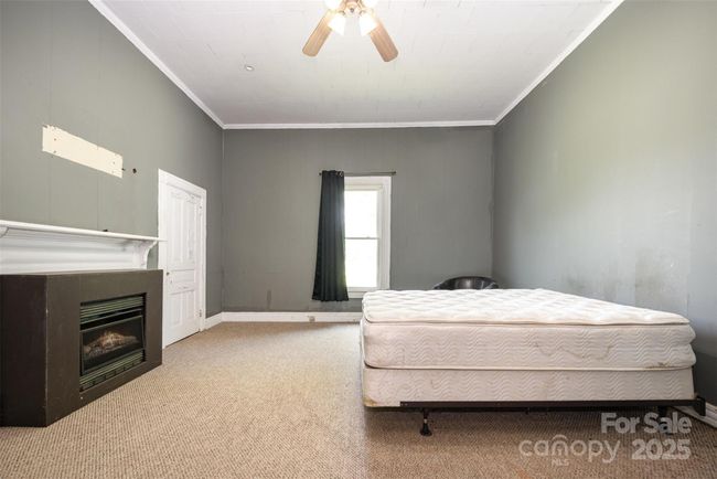 1637 N College Ave, House other with 4 bedrooms, 2 bathrooms and null parking in Newton NC | Image 20