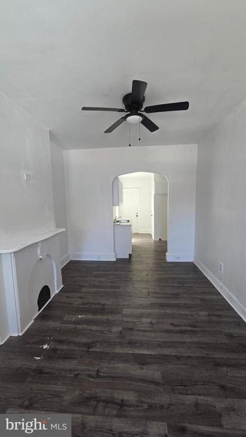 2564 N Reese St, PHILADELPHIA, PA, 19133-2622 | Card Image